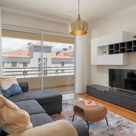 Ajuda Iv By An Island 丰沙尔