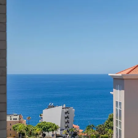 Lägenhet Ajuda Iv By An Island